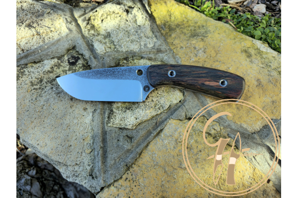 juggernaut_bushcraft_knife_n690_bohler_stainless_steel_kydex_stabilized_wood_handle