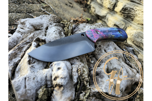 juggernaut_magic_forest_dcy_coating_n690_blade_buscraft_red_kydex_micarta_forest3