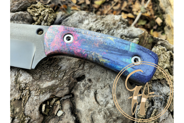 juggernaut_magic_forest_dcy_coating_n690_blade_buscraft_red_kydex_micarta_forest4