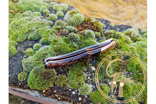 rigatz_jancsi_fejesgorbe_slipjoint_tradi_cpm121_rex_70hrc_copper_raffir_black_moon_4